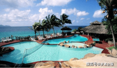 <b>因而正在证照打点上也呈现出“双沉性”和次”</b>